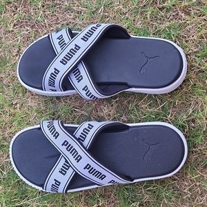 Puma sandals size w8.5